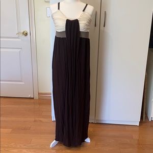 Flattering maxi dress.
